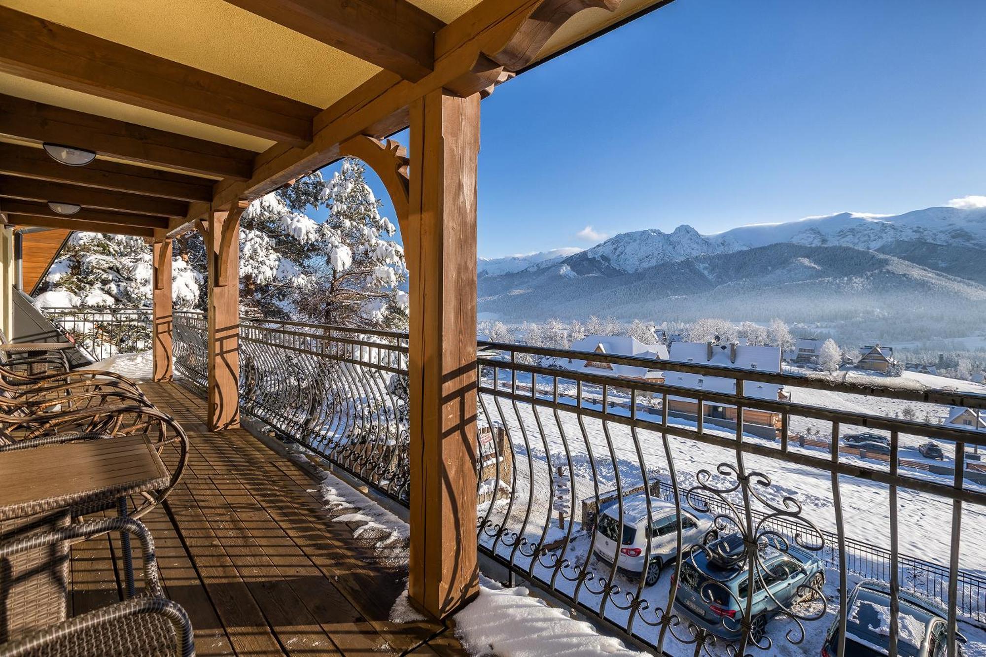 Apartamenty Z Widokiem Na Tatry Cztery Pory Roku Koscielisko Luaran gambar