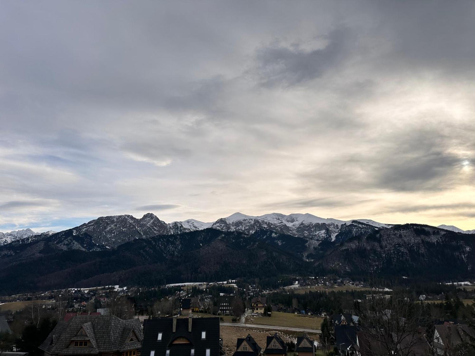 Apartamenty Z Widokiem Na Tatry Cztery Pory Roku Koscielisko Luaran gambar