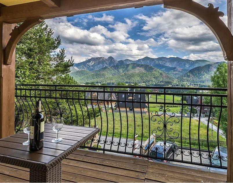 Apartamenty Z Widokiem Na Tatry Cztery Pory Roku Koscielisko Luaran gambar
