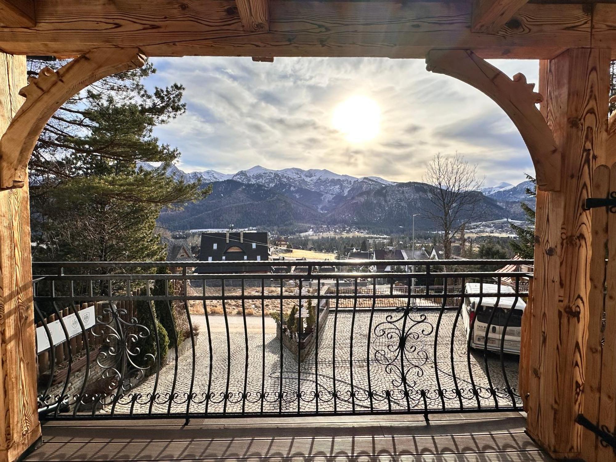 Apartamenty Z Widokiem Na Tatry Cztery Pory Roku Koscielisko Luaran gambar